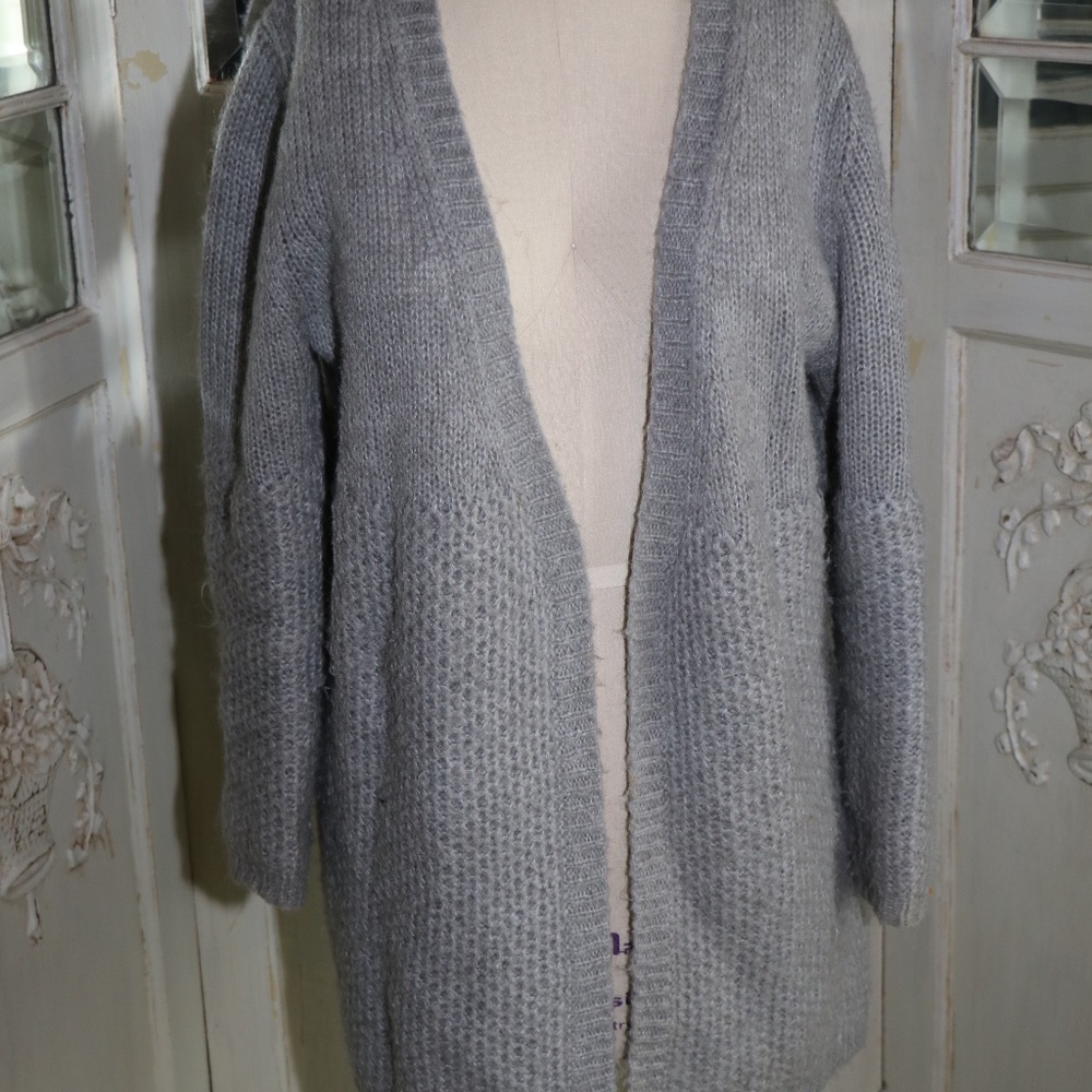 Beautiful heather grey wool sweater